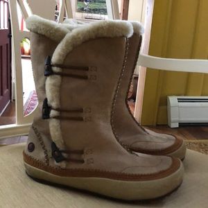 Women’s Merrell boots